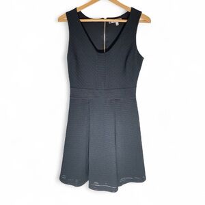 V1- Jennifer Lopez Textured Black Mini Dress